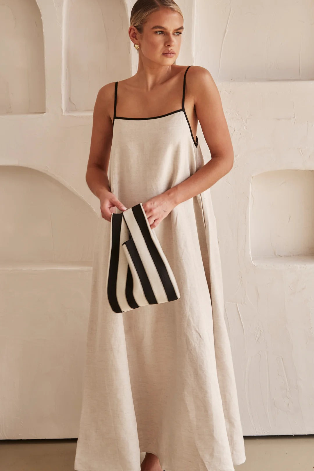 Wear A Vibe™ | Contrast Linen Maxi Dress