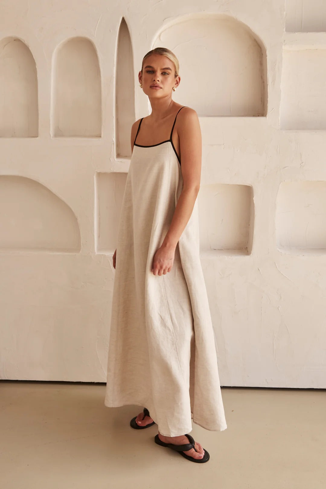 Wear A Vibe™ | Contrast Linen Maxi Dress