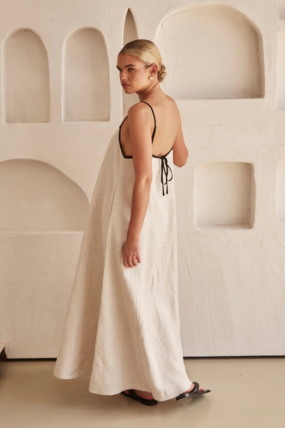 Wear A Vibe™ | Contrast Linen Maxi Dress