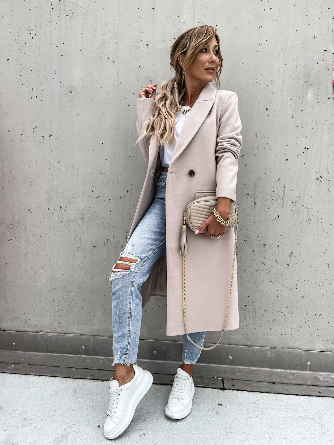 Wear A Vibe™ | Elegant warm women's coat